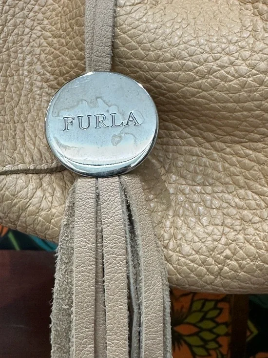 Furla Pebbled Leather Shoulder Tote Beige Tassel Made in Italy - Picture 6 of 12